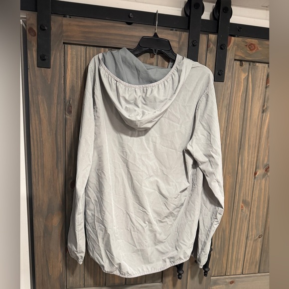 VUORI Outdoor Trainer Shell Jacket L - Picture 5 of 7